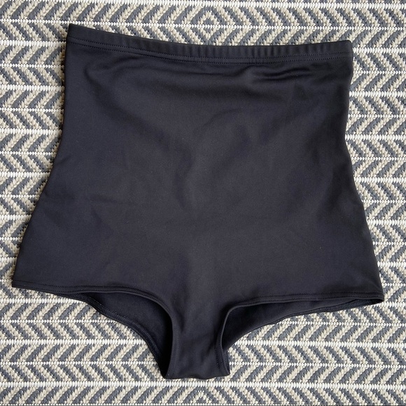 Brand new Etsy handmade black high-waisted retro boyshort swim bottoms - Picture 9 of 10
